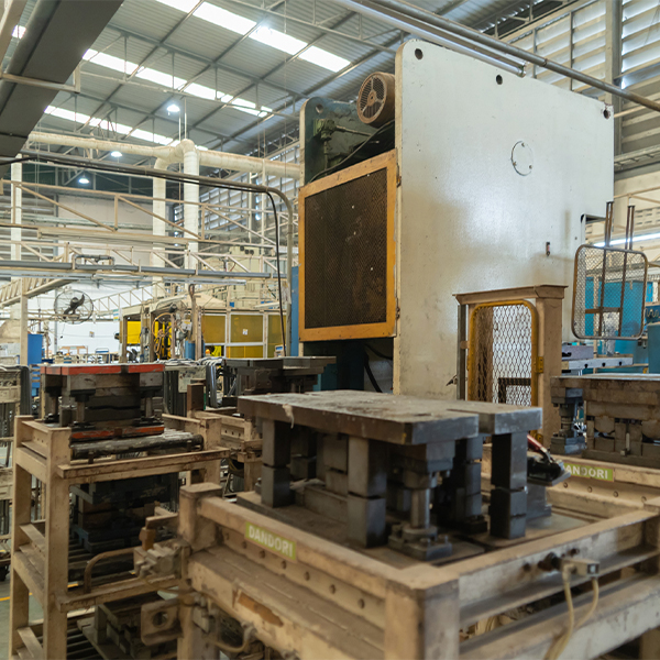 Bordomet tesisinde toz metalurjisi ile üretilen küçük teknik metal parçalar