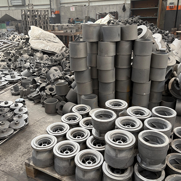 Ergitme ocağından metal dökümü